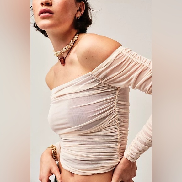 Free People - As Is Cream Ivory Gathered Off Shoulder Long Sleeve Blouse Small - Picture 1 of 11